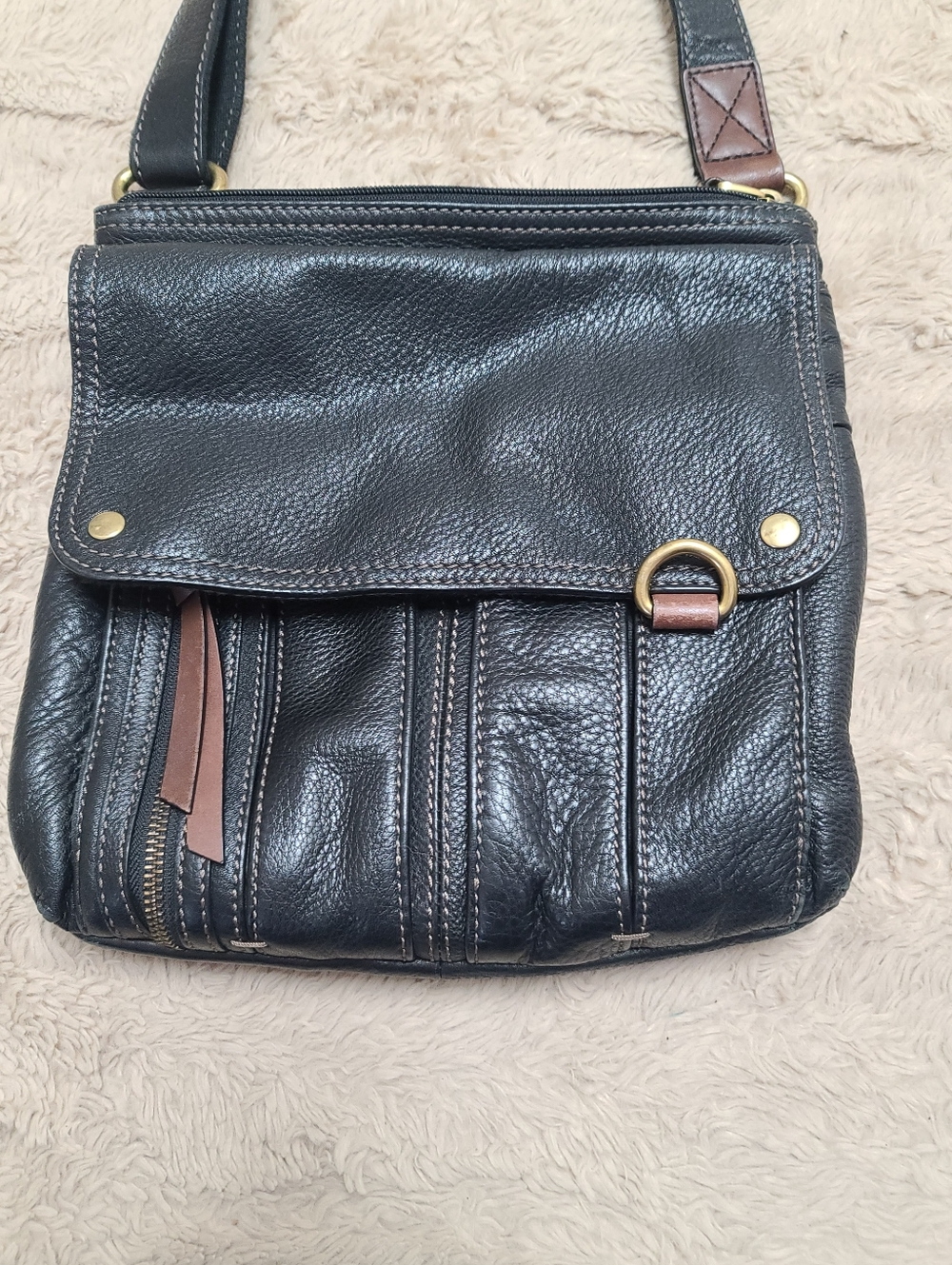 Fossil Morgan Pebble Leather Traveler Black Handbag Satchel with Brown